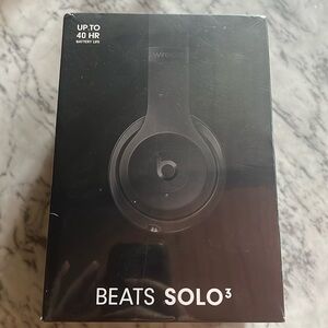 Beats Solo 3 Brand New in Box